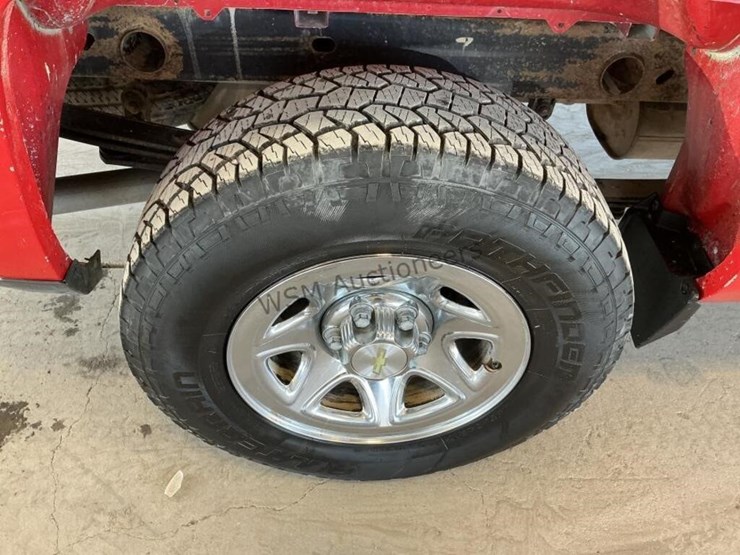 2015-chevrolet-silverado-1500-image-9