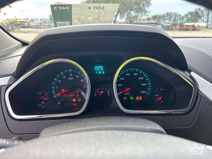 2012-chevrolet-traverse-image-16