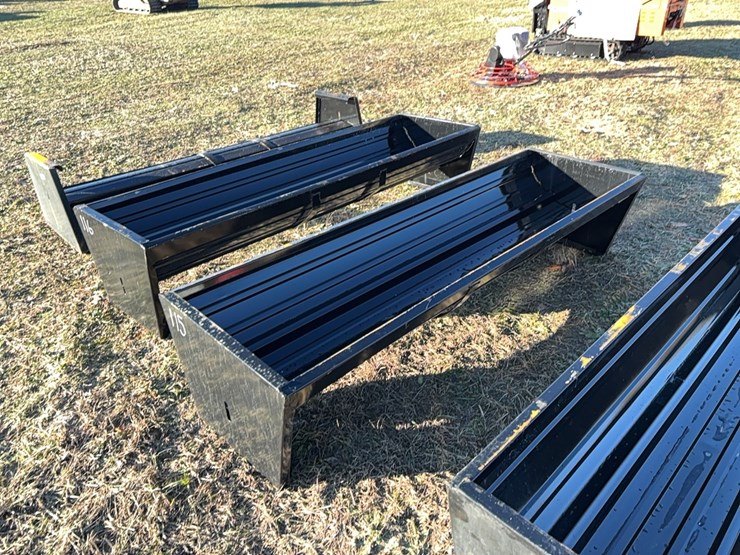 new-90in.-cattle-feeder-new-support-equipment-image-2