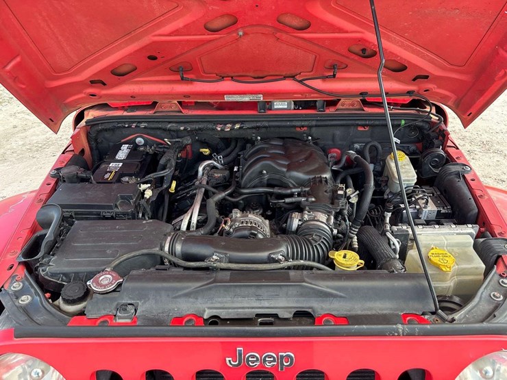 2013-jeep-wrangler-image-7