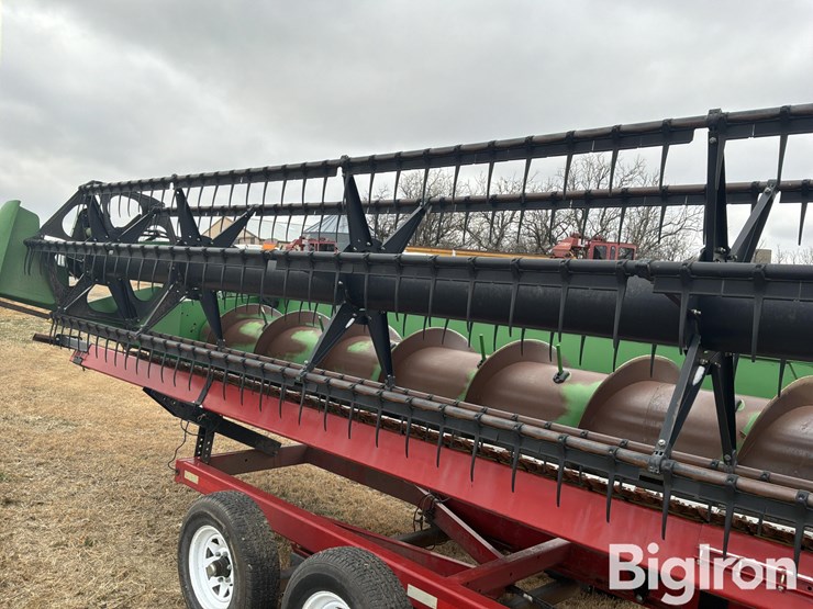 2011-john-deere-635f-image-13