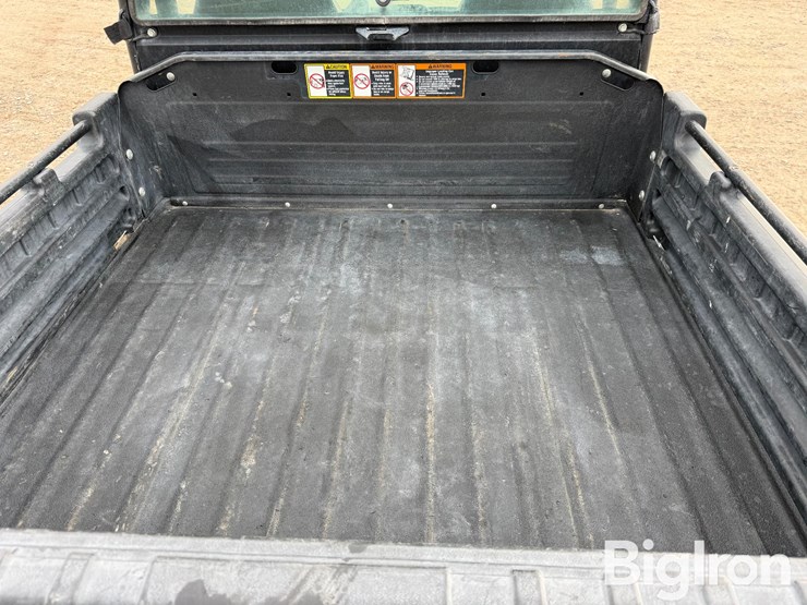 john-deere-gator-image-15