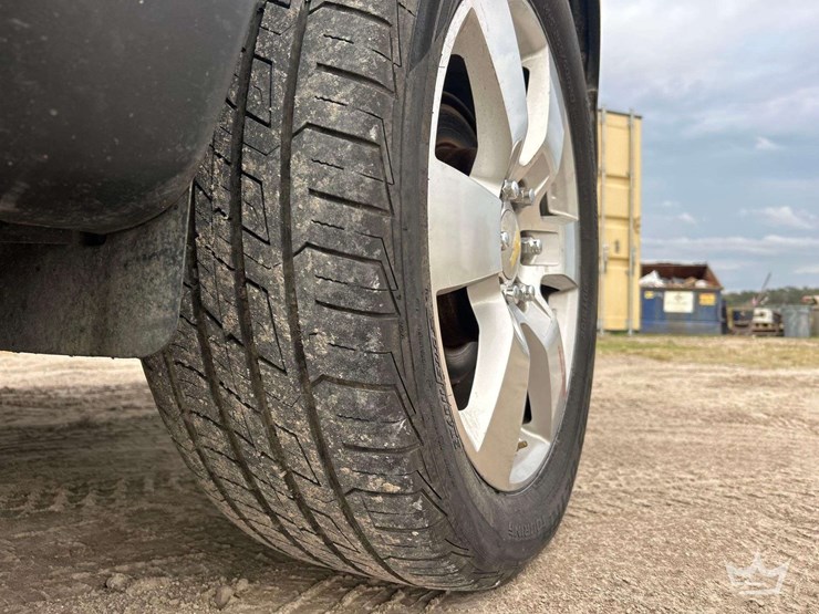 2012-chevrolet-traverse-image-27