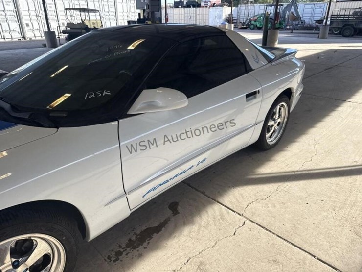 1996-pontiac-firebird-coupe-image-5