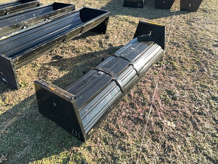 new-90in.-cattle-feeder-new-support-equipment-image-1