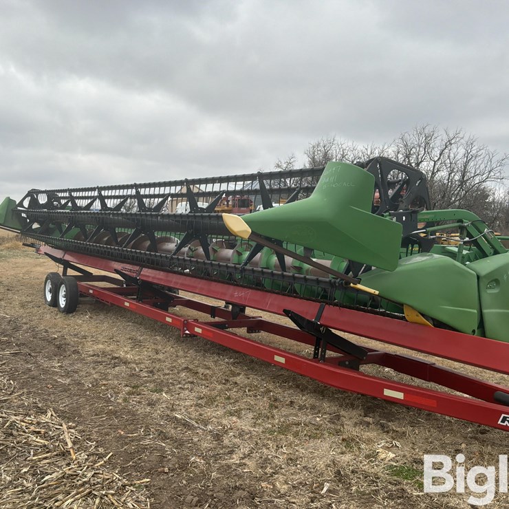 2011 JOHN DEERE 635F