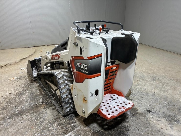 2021-bobcat-100-image-3