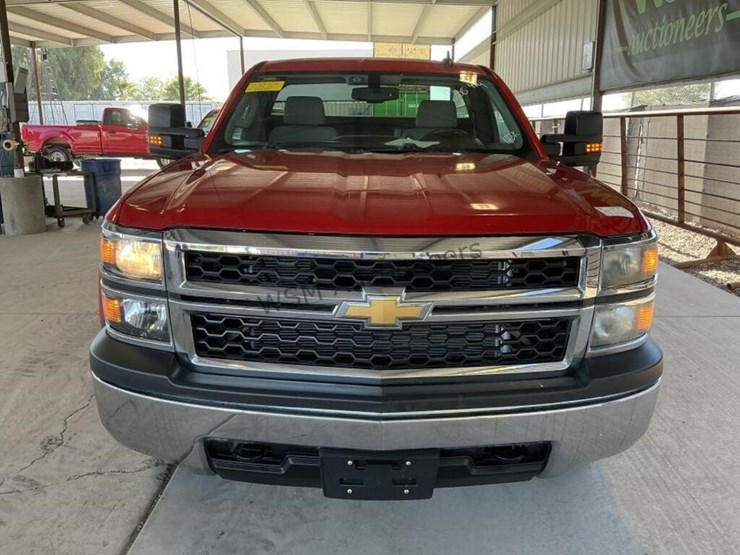 2015-chevrolet-silverado-1500-image-3