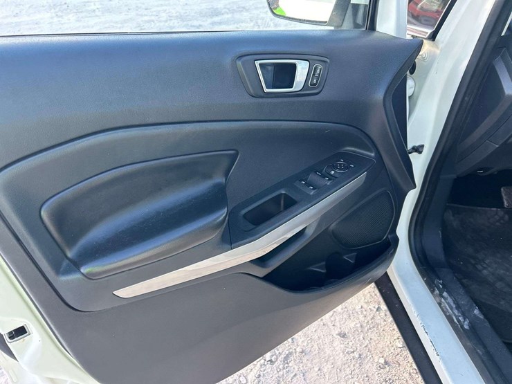 2020-ford-ecosport-4wd-suv-image-11