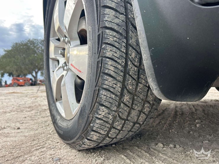 2012-chevrolet-traverse-image-26