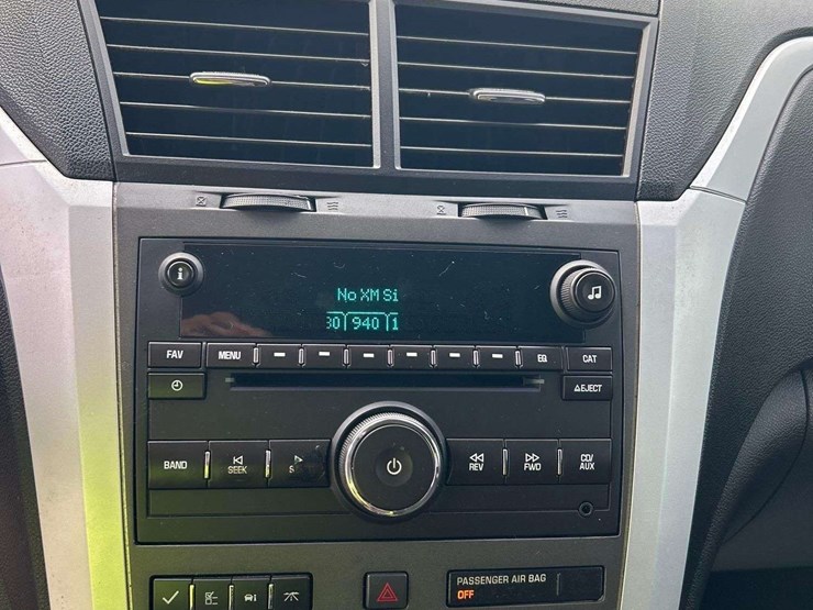 2012-chevrolet-traverse-image-18