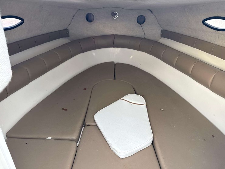 2009-mariah-sc23-23ft.-cabin-cruiser-with-t/a-boat-trailer-image-13