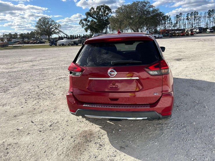 2017-nissan-rogue-image-20