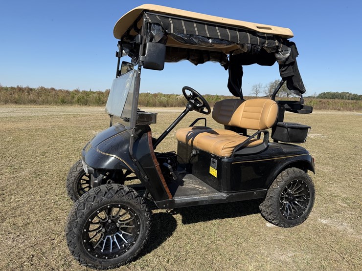 ez-go-electric-golf-cart-image-1