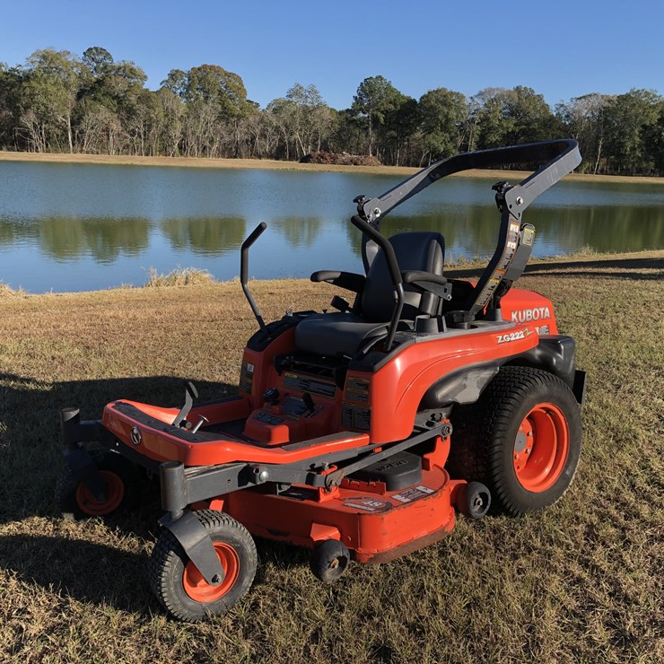 KUBOTA ZG222