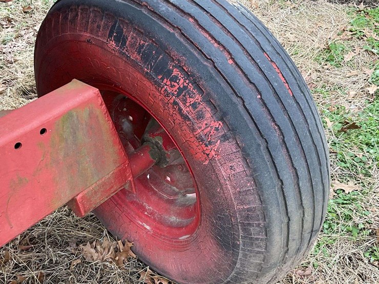 gravity-flow-wagon-image-6