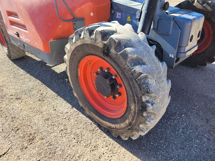 skyjack-sj643th-image-4