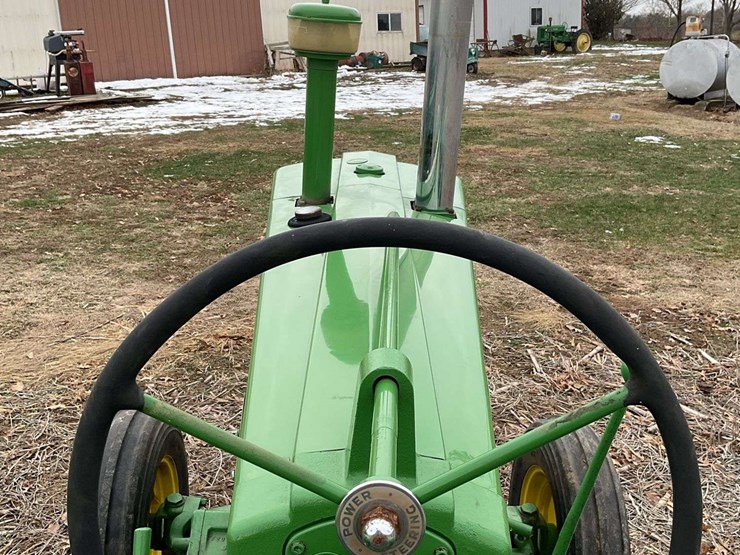 john-deere-70-image-7