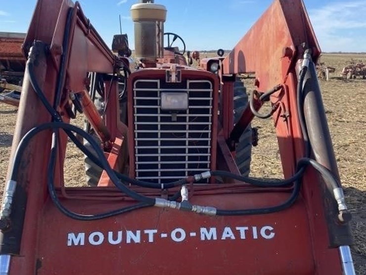 case-ih-2350-image-2