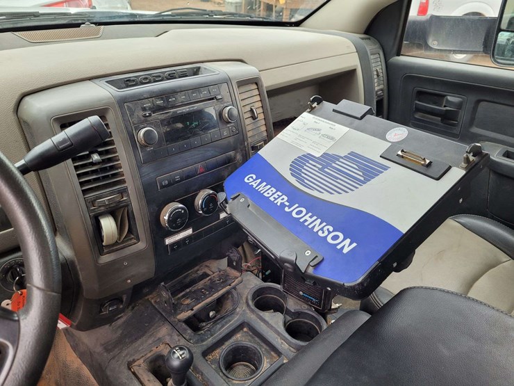 2012-ram-5500-chassis-regular-cab-2d-bucket-truck-image-11