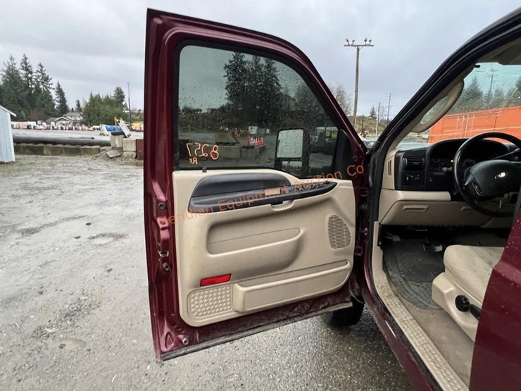 ford-f250-xlt-image-26