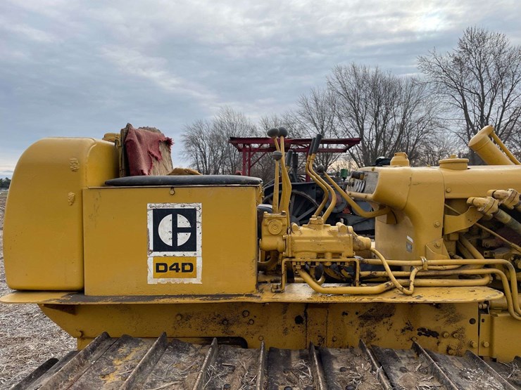 caterpillar-d4d-image-36