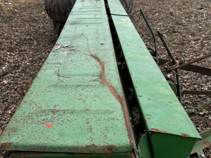 vintage-10'-grain-drill-on-rubber-image-19