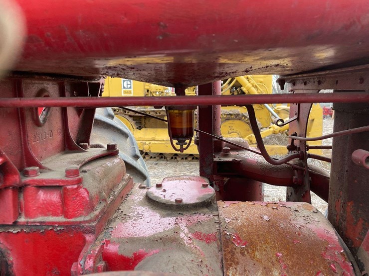 mccormick-deering-w-30-wide-front-on-rubber-image-31