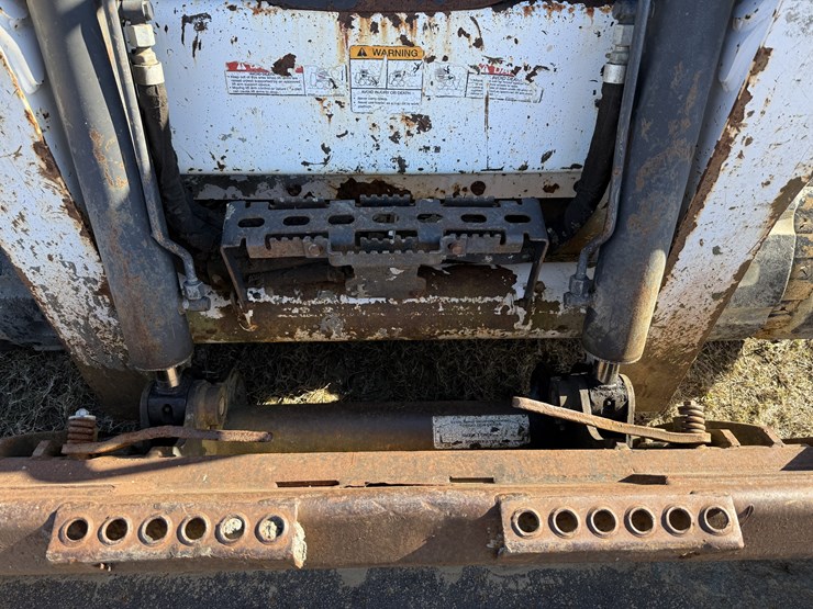 2014-bobcat-t650-image-6