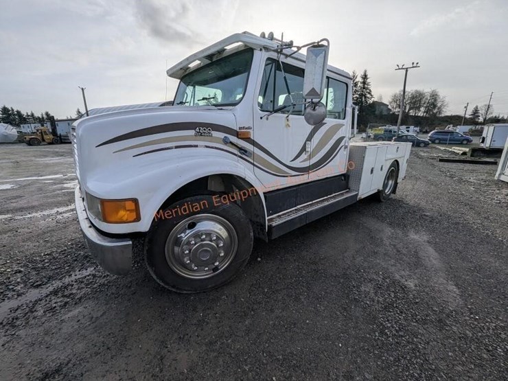 1997-international-4700-image-26