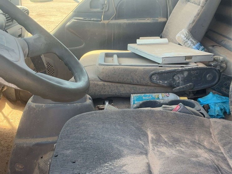 2006-chevrolet-w3500-image-26