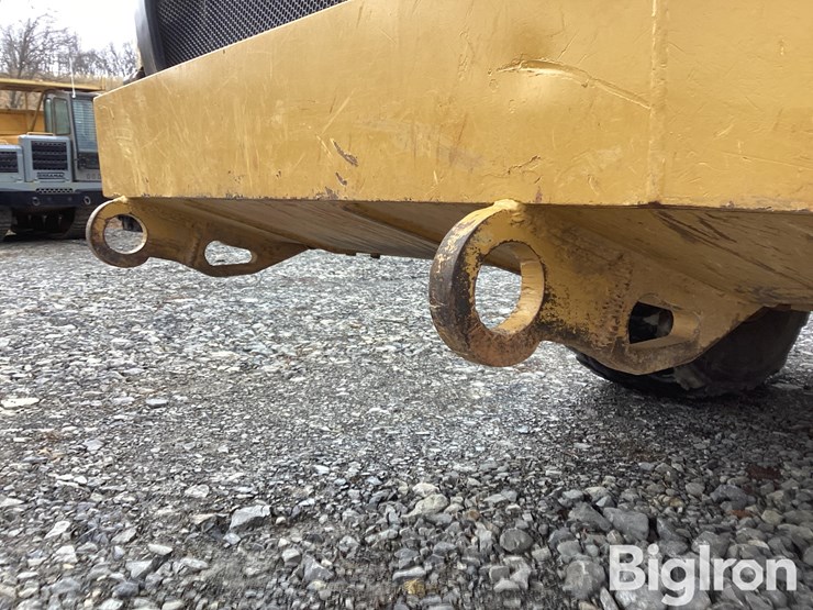 2017-caterpillar-745c-image-10