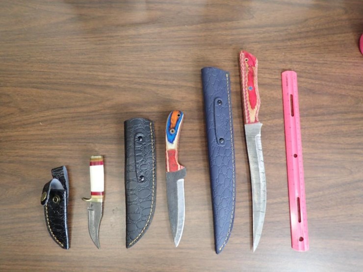 custom-damascus-knives-w/-sheath---qty-2,-fillet-knife-w/-sheath---qty---1---tag-#-9604-image-1