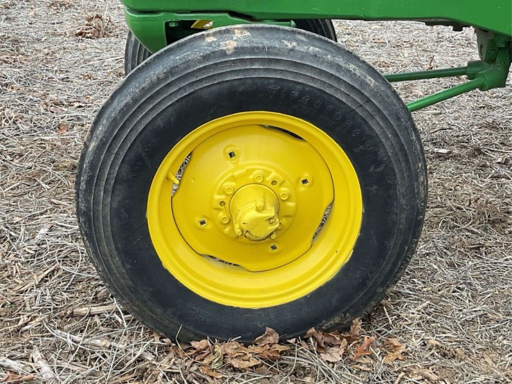 john-deere-70-image-54