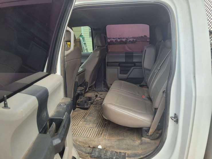 2018-ford-f350-image-7