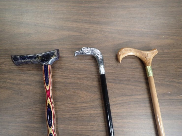 custom-carved-walking-stick/cane---qty---3---tag-#-9641-image-2