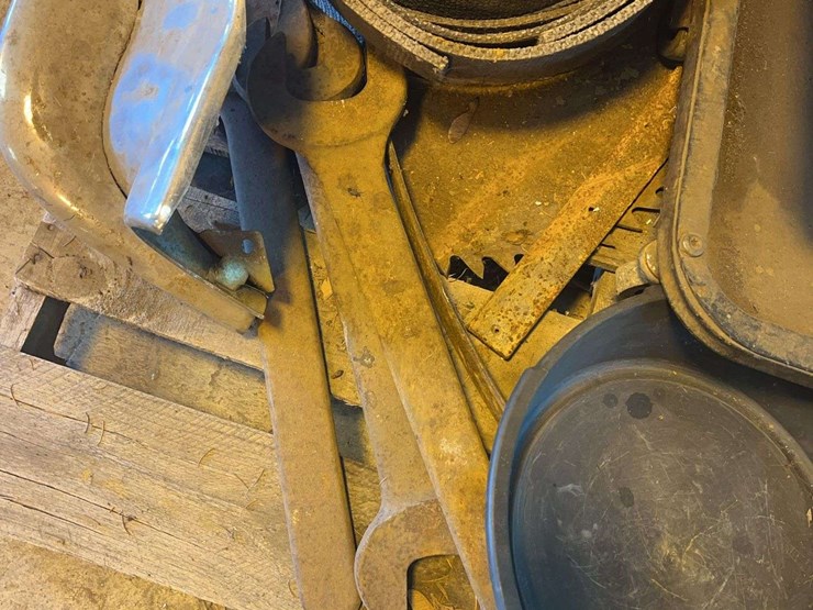 toolbox,-valve-grinder,-and-more-image-7