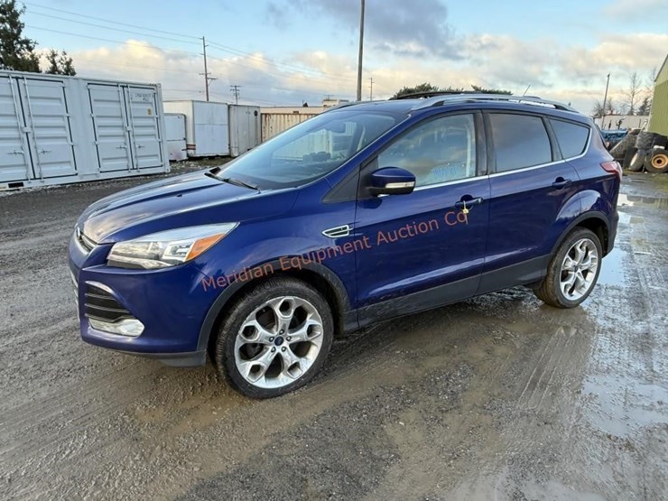 ford-escape-titanium-image-1