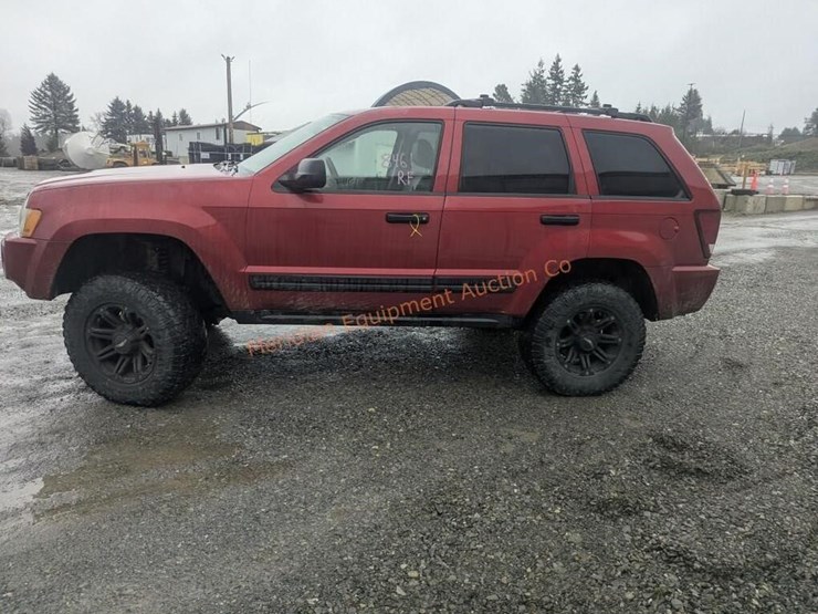 jeep-grand-cherokee-laredo-image-8