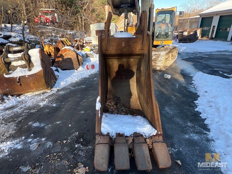 36-670-digging-bucket-image-6