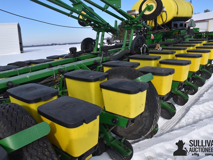 2009-john-deere-1770nt-image-16