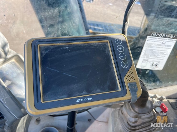 deere-470g-lc-image-47