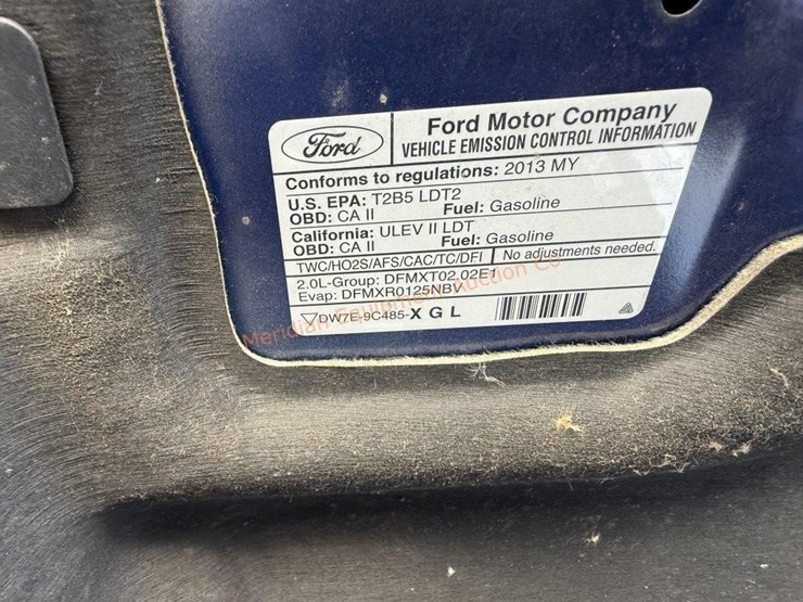 ford-escape-titanium-image-18