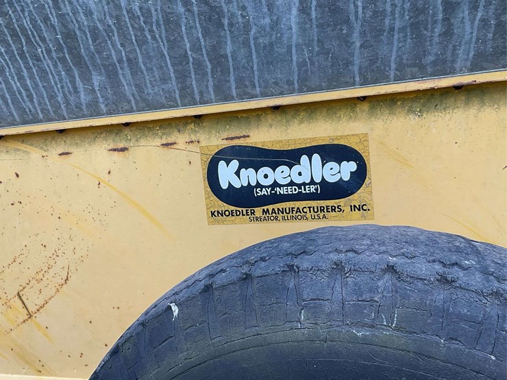 knoedler-pto-drive-auger-cart-image-13