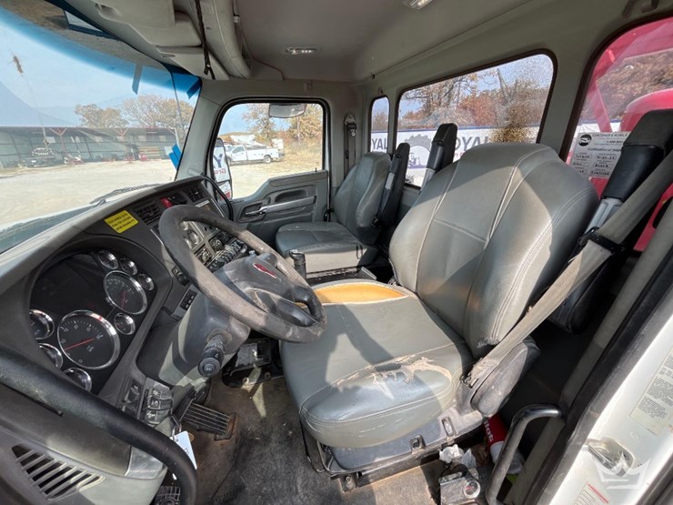 2015-kenworth-t880-image-15