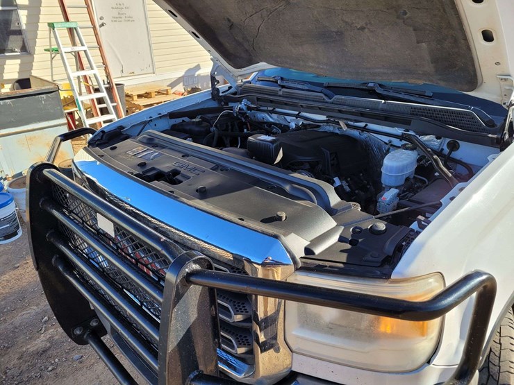 gmc-sierra-2500-image-15