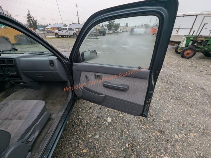 toyota-tacoma-image-24