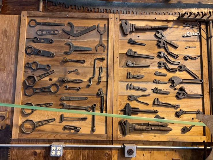 wall-of-tools-image-8