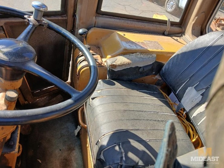 1983-caterpillar-920-image-18