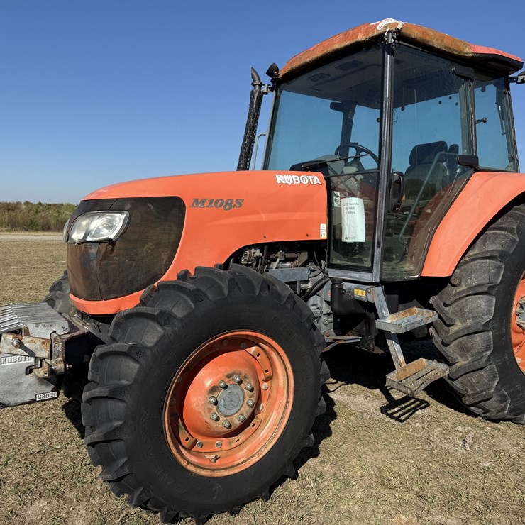 KUBOTA M108S
